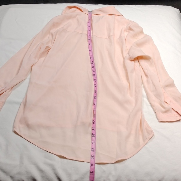 American Eagle Outfitters Women's Peach Long Sleeved Button Down Blouse Size Med - Picture 8 of 10
